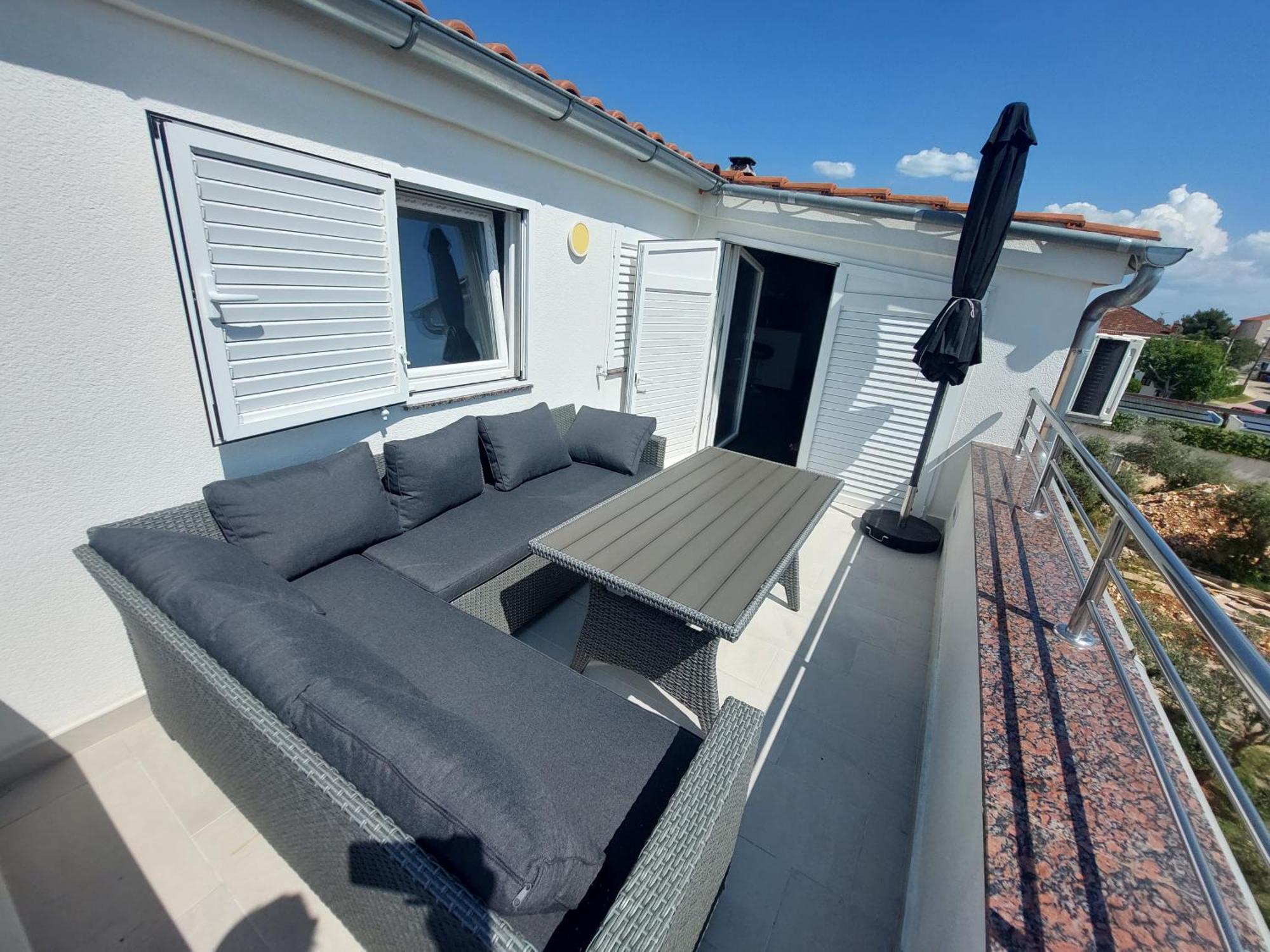 Apartman Nella Biograd Na Moru Zewnętrze zdjęcie